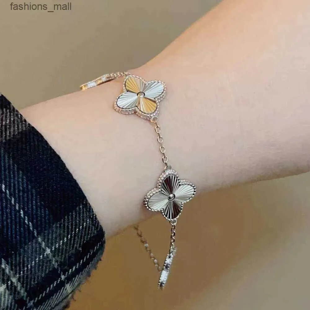 Designer Cleef Braclet Quatro Folhas Trevo Pulseira Bangle Vanclef Pulseira Alta Versão V Ouro Quatro Folhas Grama Laser Cinco Flor Pulseira Mulheres Moda Luz Luxo G