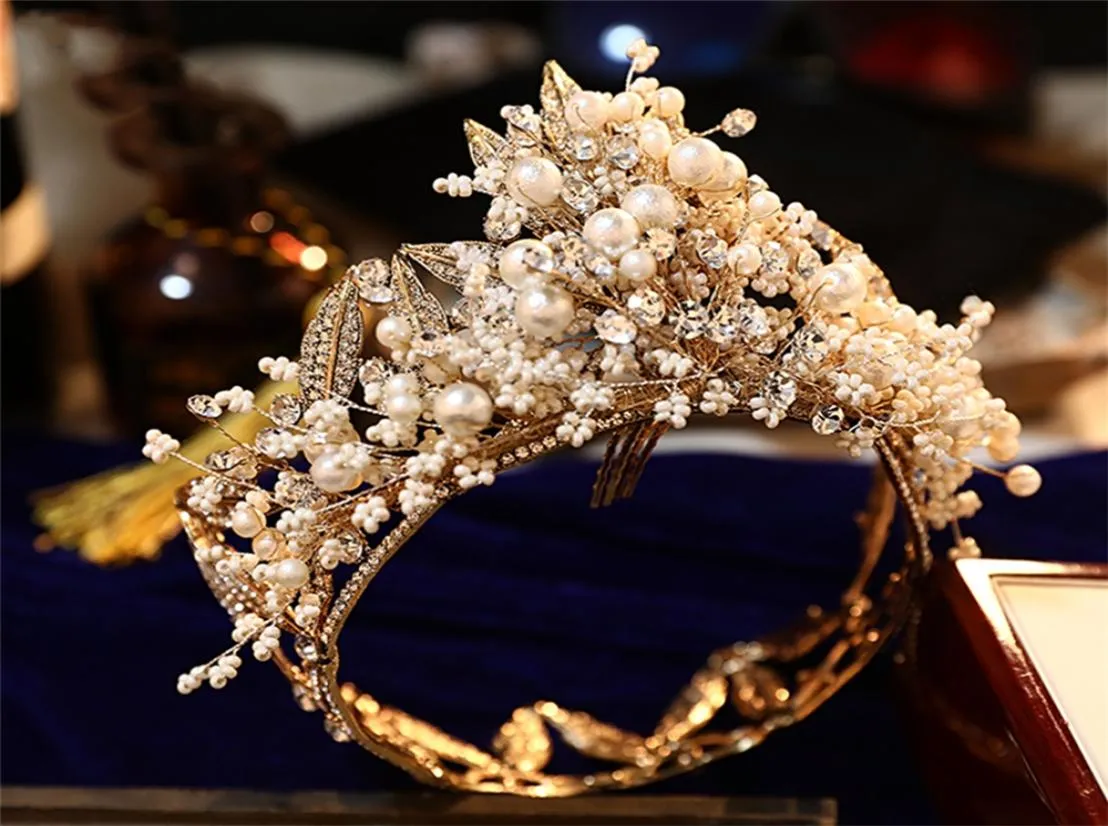 Discount Luxury Pearls Bridal Crowns Tiaras Headband Wedding Jewelleries birthday party princess Crown hair Decors jewels brides j6734150