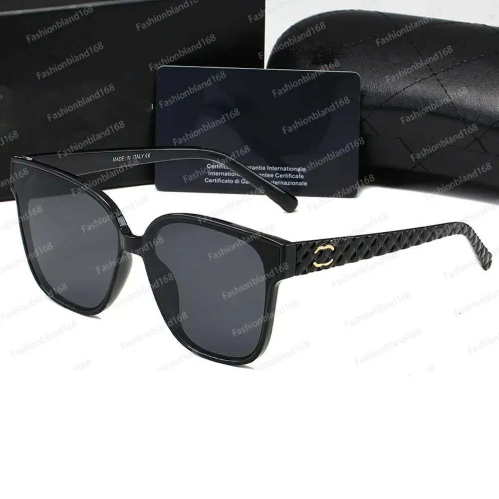 2024 Designer pour femmes et hommes Modèle de mode Spécial UV 400 Lettre de protection Big Leg Double Beam Cadre Marques extérieures Design Alliage Diamant Lunettes de soleil