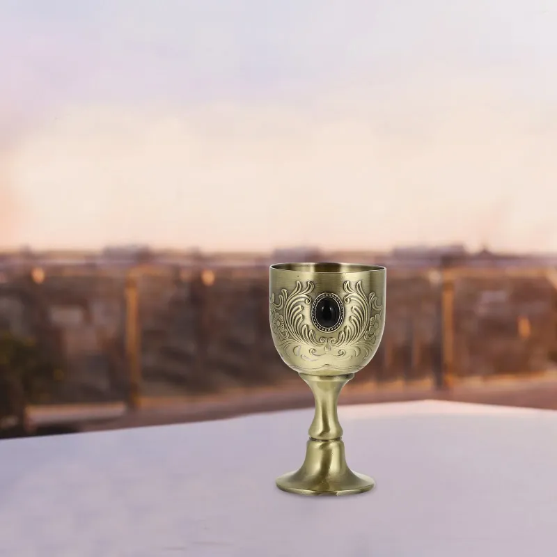 ワイングラスカップチャリスゴブレットビンテージメタルゴブレットシャンパンロイヤル中世のレトロゴールドブラスレッドカップSパーティーキングウォーター