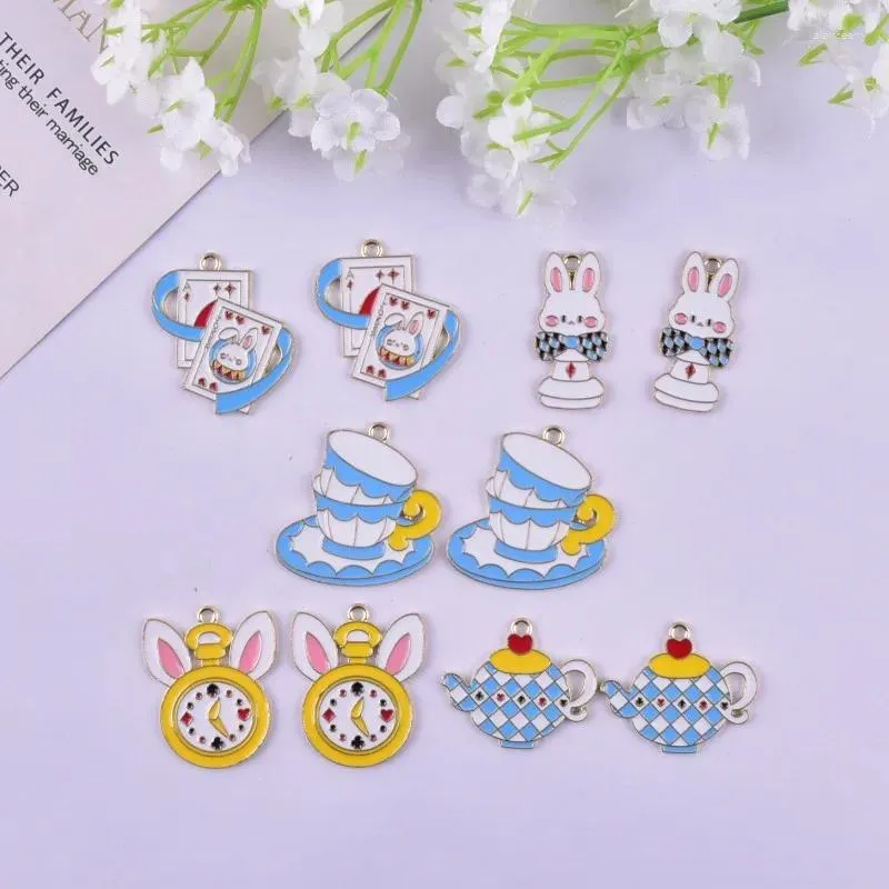 Takılar Mix 10pcs/Pack Fashion Cartoon Alice Metal Kolyesi Küpe Kolye Takı Yapımı Craft DIY