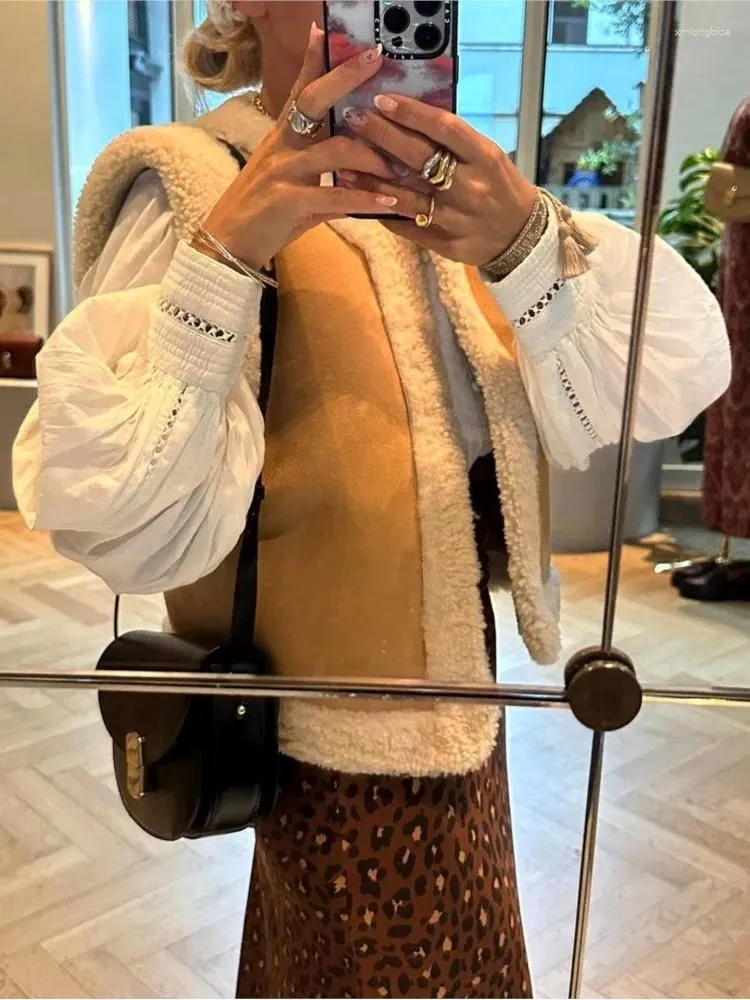 Women's Vests Lamb Wool Sleeveless Plush Vest For Women O Neck Cashmere Thicken Warm Waistcoat 2024 Autumn Winter Fashion Vintage Female