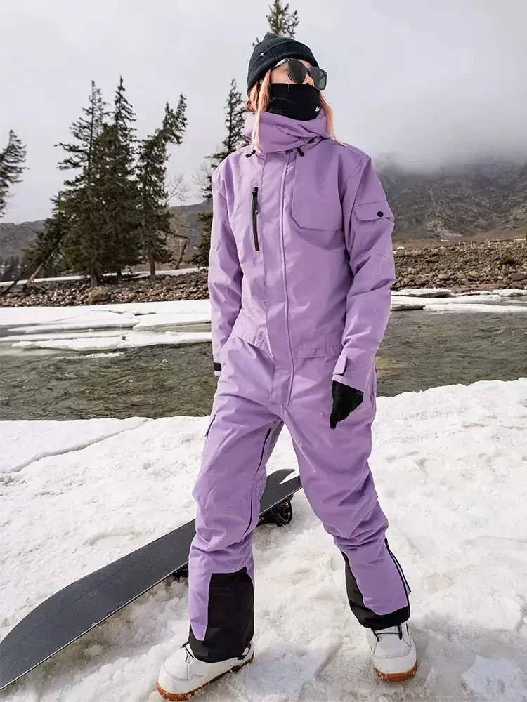 Tuta da sci Impermeabile e traspirante Snowboard Abbigliamento da lavoro invernale Pantaloni Giacca da sci Donna Uomo Abbigliamento da neve Tuta da sci da donna 240122