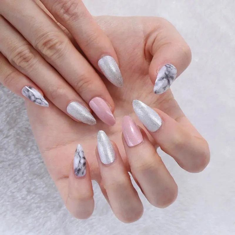 Unhas Falsas 24 pçs/caixa Mulheres Moda Manicure Ferramenta Artificial Wearable Stiletto Falso Dicas de Unhas