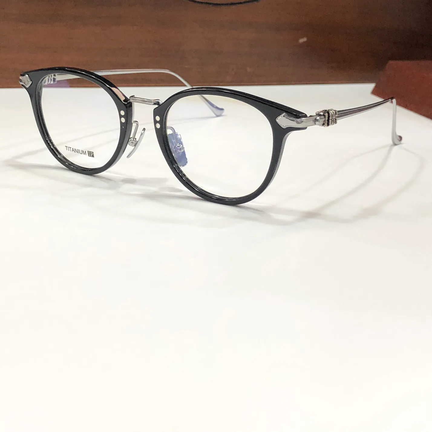 Fanx Huney lunettes lunettes argent noir cadre clair lentille hommes femmes mode lunettes de soleil montures lunettes avec boîte