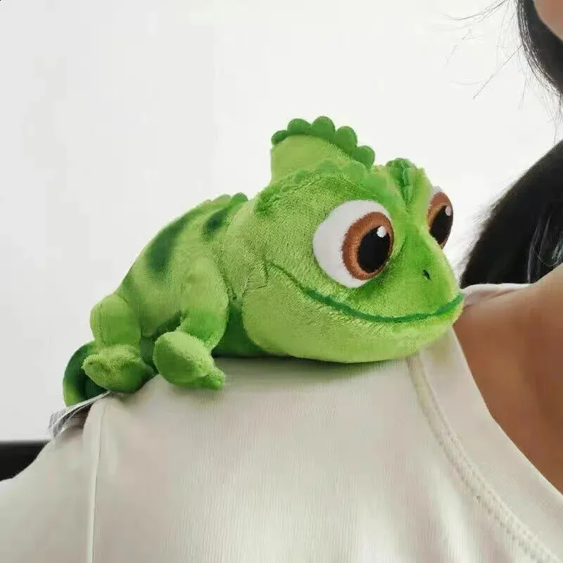 15cm Pascal Rapunzel Chameleon Plush Doll Toy Pascal Stuffed Animals Plush Doll Pascal Rapunzel Shoulder Plush Doll Toy Kid Gift 240118