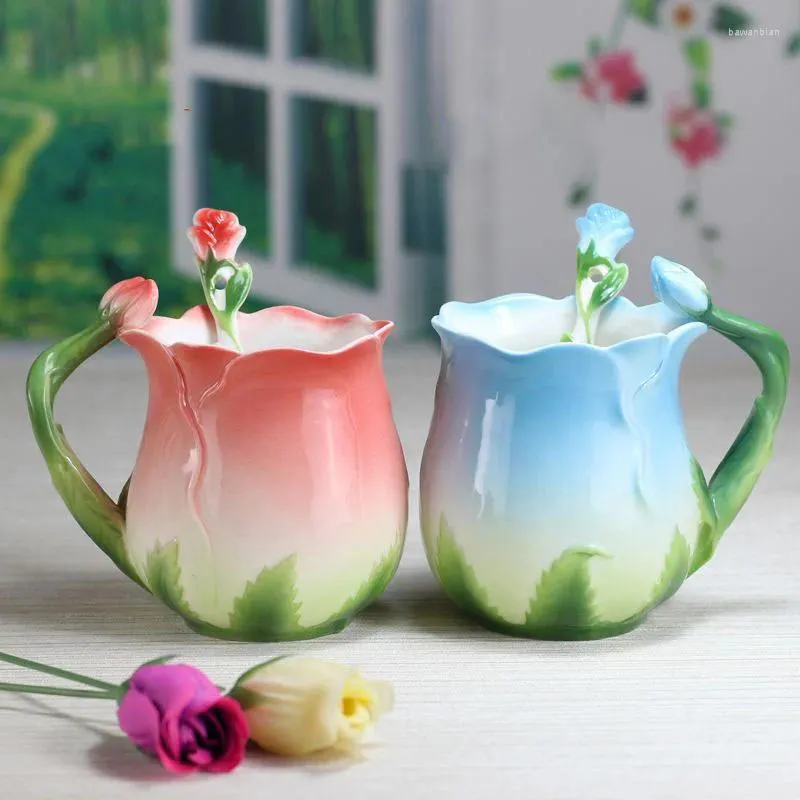 Tasses 320 ml tasse à café en céramique rose os européen porcelaine fleur tridimensionnelle tasse maison après-midi camélia thé lait