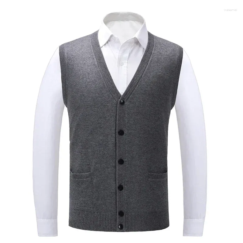 Gilets pour hommes 2024 Printemps Laine Gilet Hommes Tricoté Cardigan Moyen-âge Pull Sans Manches Lâche Col En V Solide Vêtements D'hiver