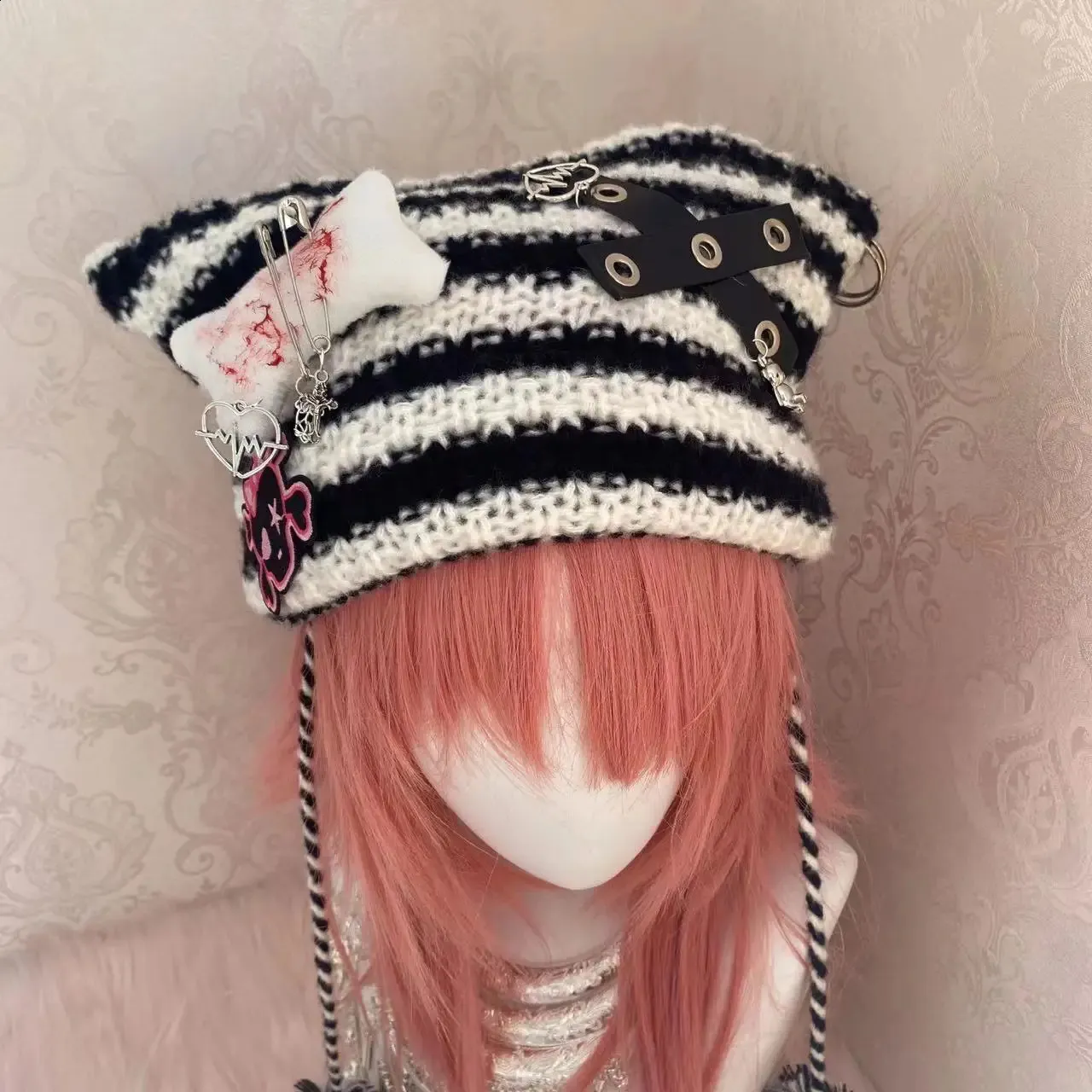 Harajuku Gothic Lolita Japanese Beanie Hat Striped Knitted Cap Autumn Winter Cute Ox Horn Y2K Girl Womens Hats 240202