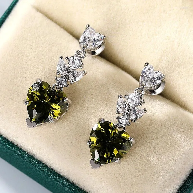 Boucles d'oreilles simples en forme de cœur vert Olive, zircone cubique, couleur argent pour Banquet, mariée, bijoux à la mode pour femmes