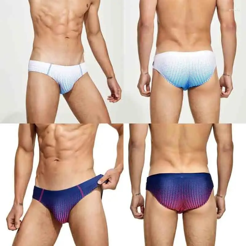 Sous-vêtements XXL Impression Slips pour hommes Taille basse Knickers Respirant Sexy Sous-vêtements de bain Culottes de plage Sans couture Élastique