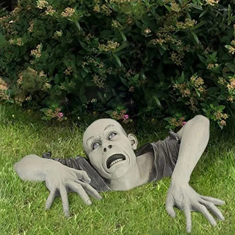 Garden Decorations Creative Zombie Horror Terror Lifelike Sculpture Resin Funny Statue Party Decor Haunted Halloween Adornment Toy