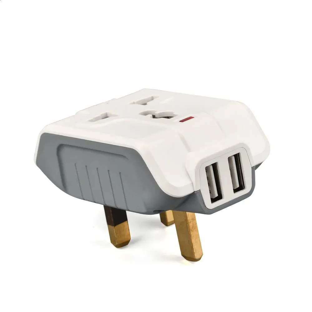 Internationale reisadapter van hoge kwaliteit Universele stekker Reisstekkerconverter AC-uitgangen 2 USB-poorten alles-in-één voor Groot-Brittannië 240126