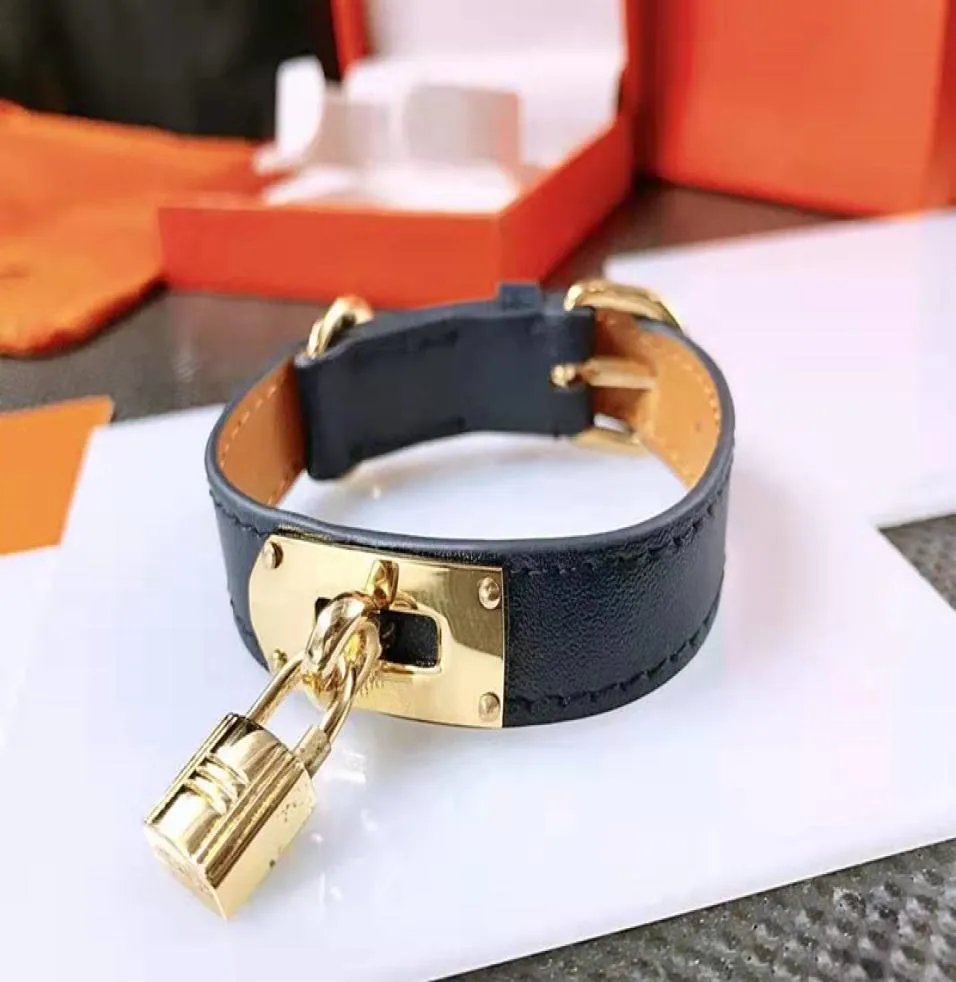 2020 Bracelet en cuir à suspension à boucle unique à grain simple adapté au quotidien Brazaletes de hombre bracelet à serrure en acier inoxydable jew7276145