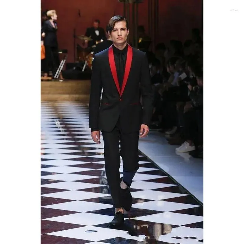 Costumes pour hommes magnifique noir rouge châle revers simple boutonnage luxe 2 pièces veste pantalon élégant ensemble complet Costume Hombre Terno