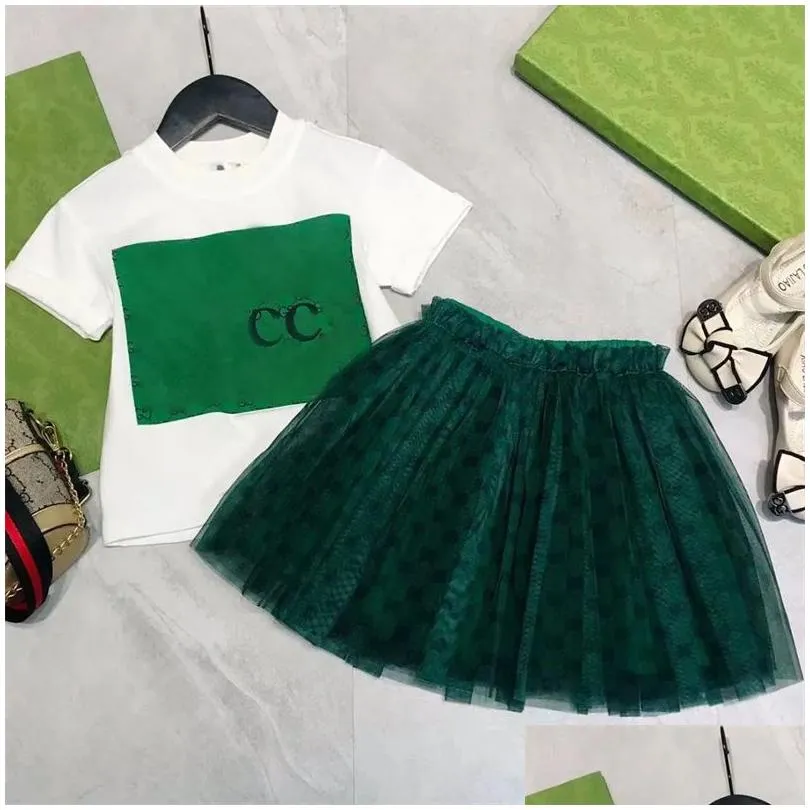 Ensembles de vêtements Designer de luxe enfants T-shirt jupe voile mode mignon bébé vêtements enfants costumes à manches courtes été filles coton Dres Dhays