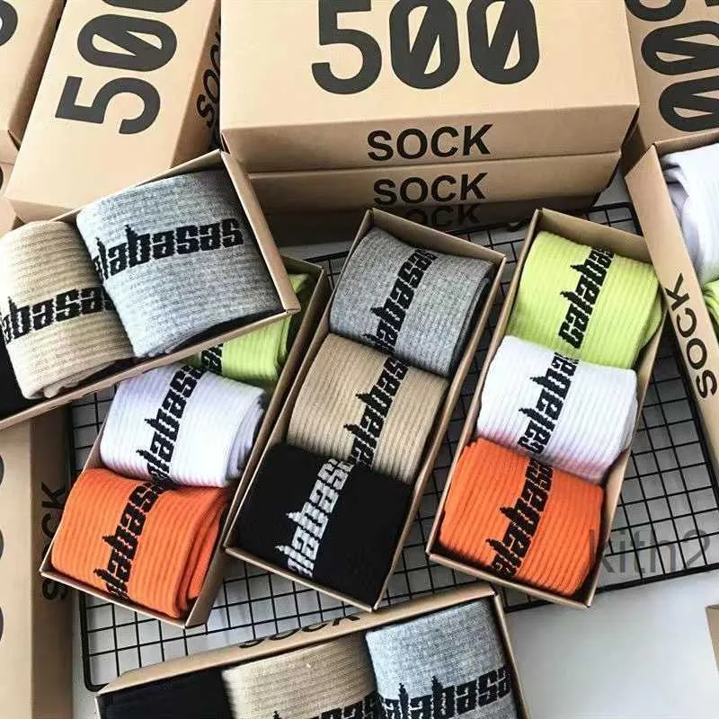 Mens Socks Calabasas skateboarding modebrev tryckt sport hiphop 3myo