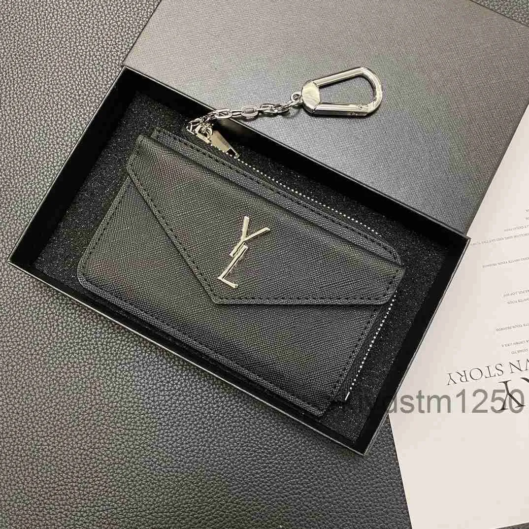 2024 Yl Sito ufficiale 1 Versione Portachiavi Uomini e donne Designer di lusso Zero Portafoglio Classico y Etichetta colorata Carta di credito Borsa piccola 13,5 * 8,5 cm 6WWD