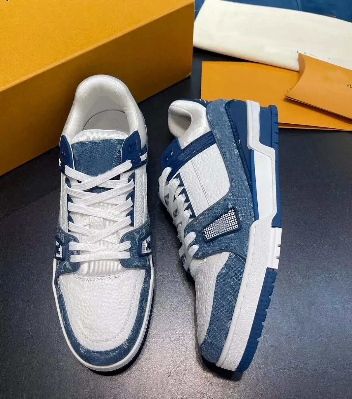 Célèbre marque Vintage hommes baskets chaussures bleu noir Denim cuir fleur semelle en caoutchouc Abloh baskets à lacets Virgil fête robe de mariée skateboard marche EU38-46