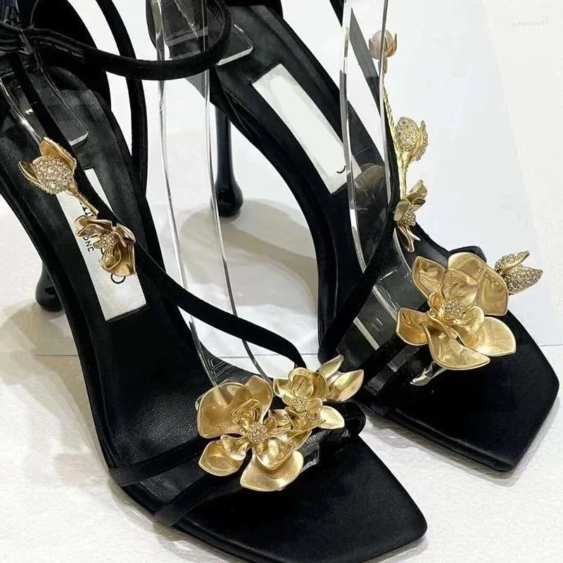 Sukienka buty złote metalowe kwiaty luksusowe designerskie kobiety pompki letnie jedwabne sandały na obcasie seksowne kwadratowe palec u nogi na wysokim obcasie impreza