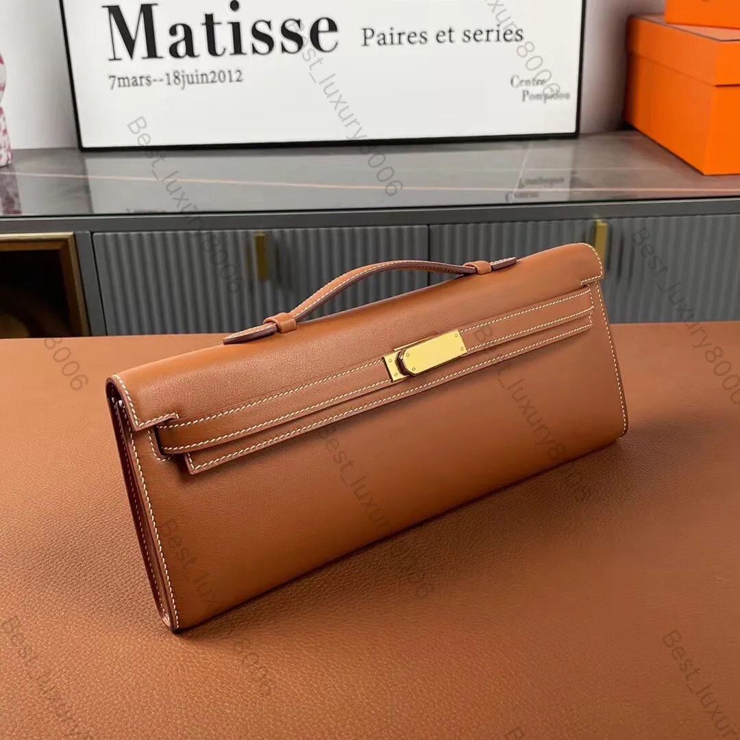 Tutte le pochette di marca realizzate a mano con borsa da cena utilizzando Epsom importato, oro Swift24K per creare un portafoglio da borsetta essenziale per banchetti