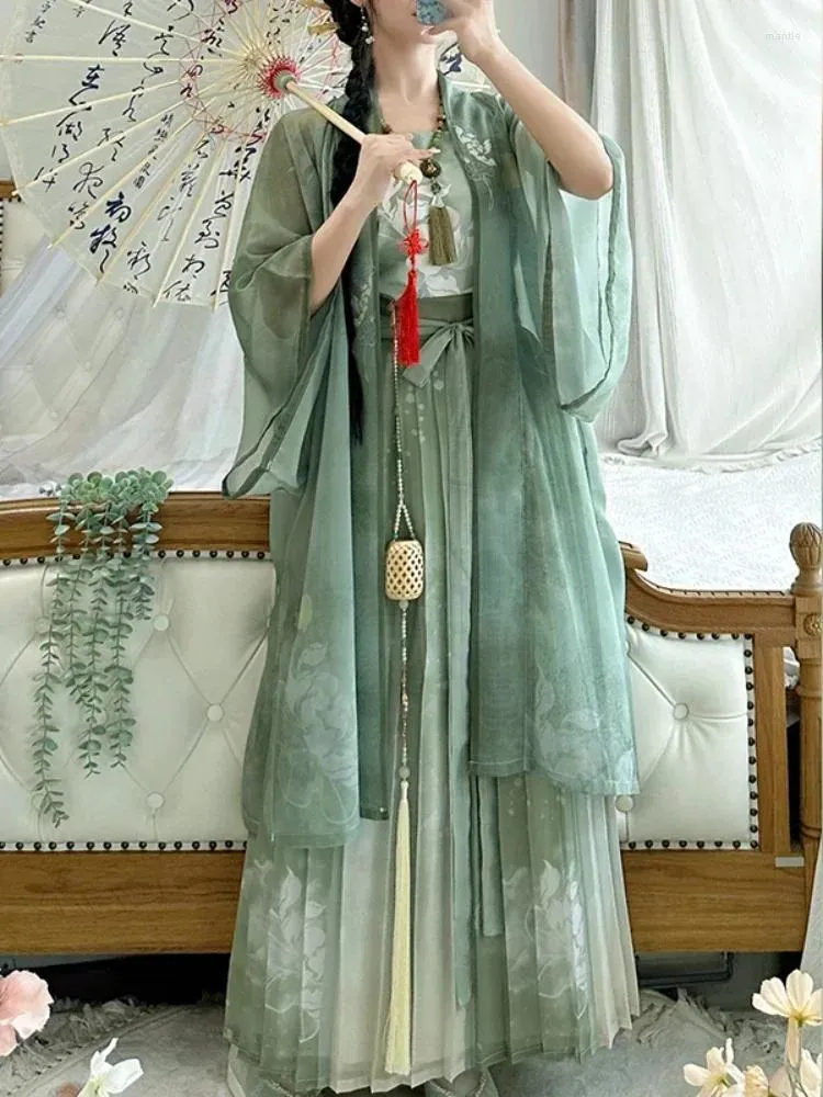 Vêtements ethniques Chinois Hanfu Fée Longue Cardigan Plissé Élégant Vert 3-pcs Ensemble Femmes Tenue Robe Flowy Costume Costume