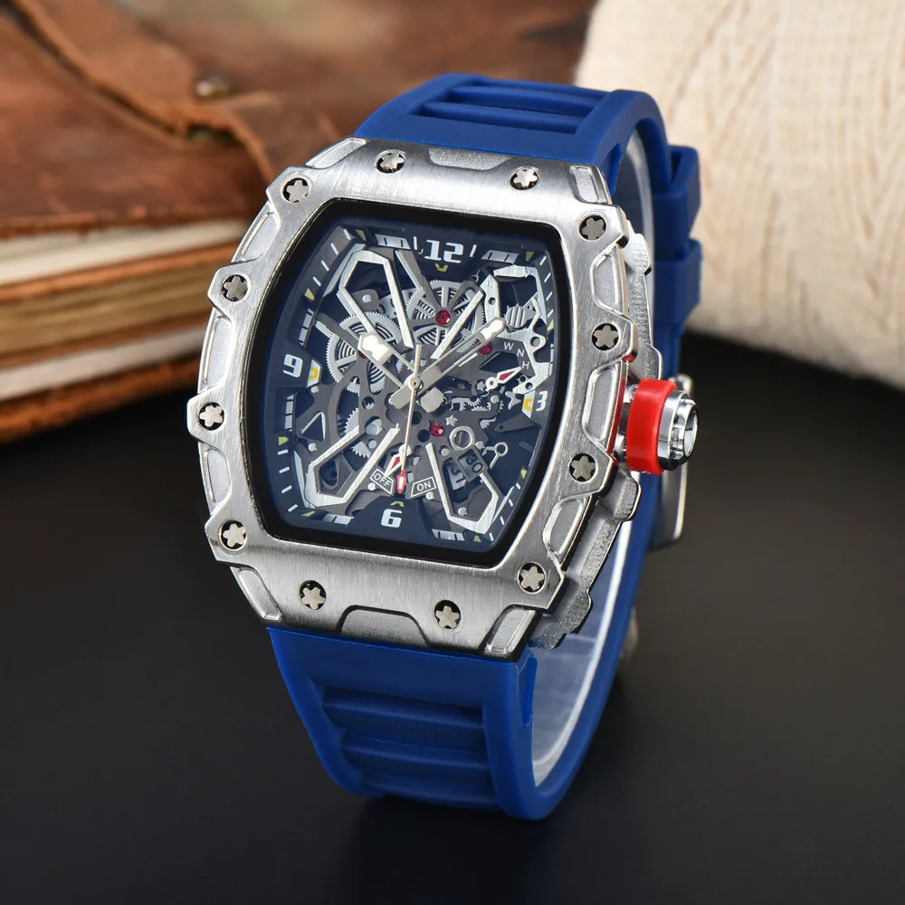 Herrdesigner Top Mirror Sapphire High Quality Datejust 47mm Quartz Watch Lysande gummiband Vattentät sport Montre Luxe klockor 50838 ES Högkvalitet