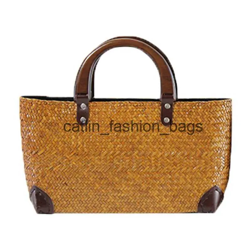 Totes Handmade straw woven bag Rattan Art retro vacation beach Woven female Wooden handle portable rattanH24217