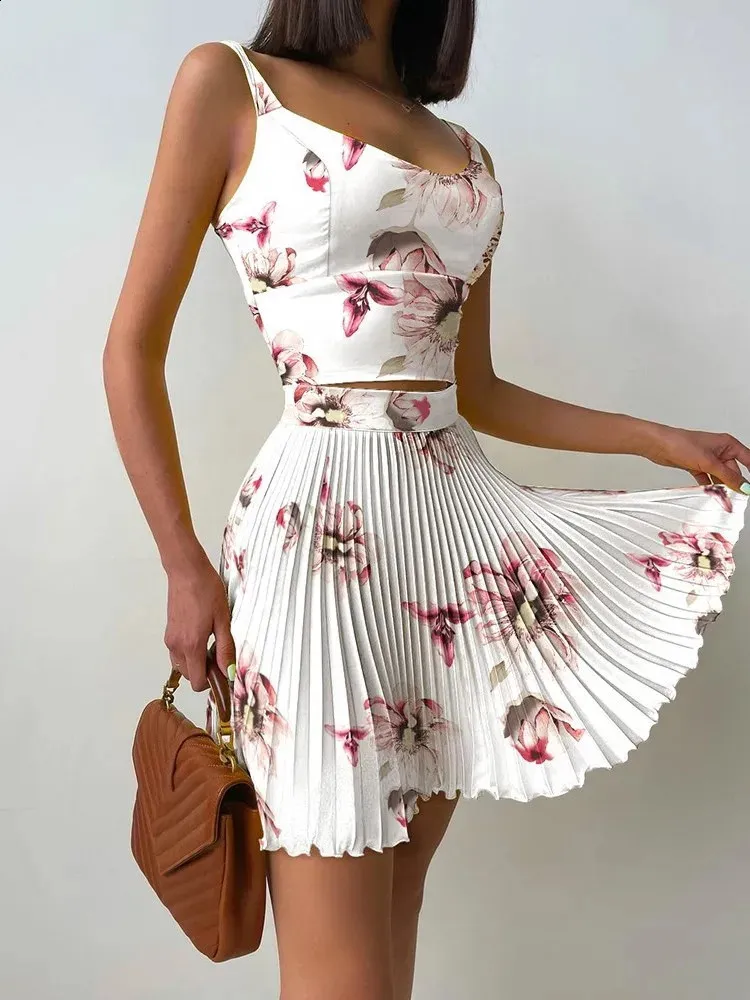 Two Piece Set For Women Mini Print Short Pleated Skirt Sets 2 Piece Sets Floral Camisole Skirt White Outfit For Sexy Club Party 240125