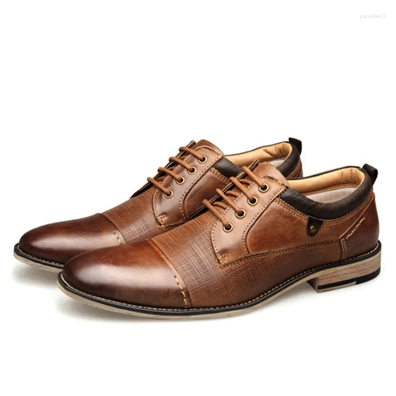 Chaussures habillées faites à la main hommes mariage Oxford noir kaki véritable cuir Brogue hommes d'affaires formel pour hommes FZN18911
