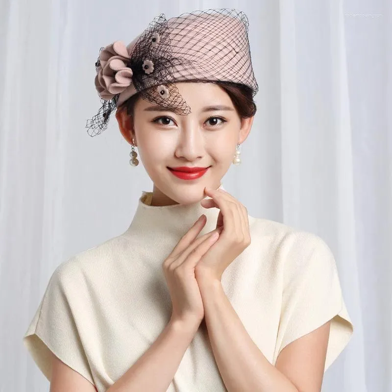 Berets H3526 Women Fedoras Hat Female Korean Elegant Mesh Yarn Flower Party Cap Autumn Winter Travel Holiday Shopping Lady Hats