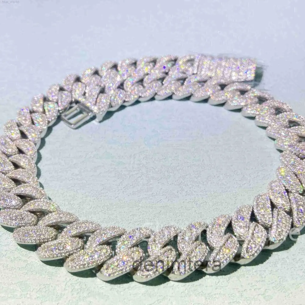 18 mm Wysokiej jakości luksusowy luksusowy naszyjnik w dół mrożonego moissanite srebrny miami kubański łańcuch linku mężczyźni C5PR