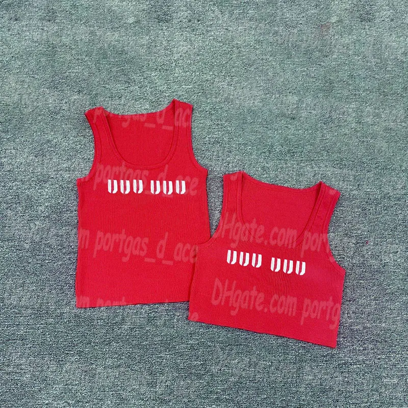 Croped Women Singlet Tanks Letters Luxury Designer Tank Tops Vests White Black Red Elegant Bottoming Singlets