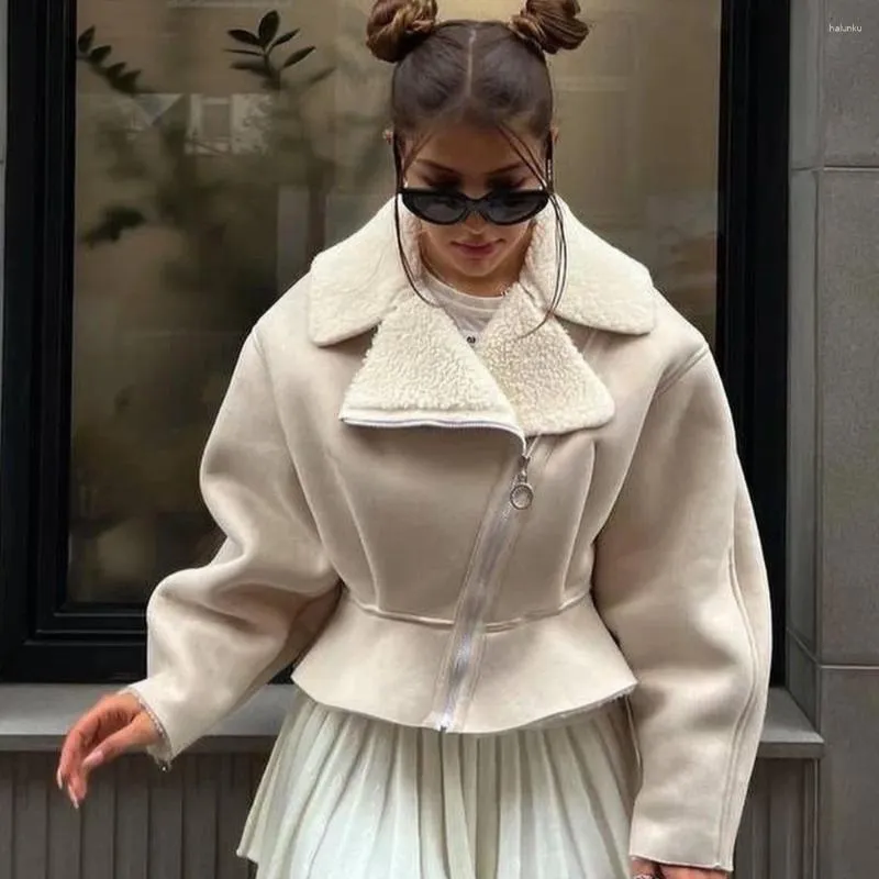 Abbigliamento donna in pelle da donna 2024 Autunno/Inverno stile corto collo alto moda edizione coreana maniche lunghe cappotto solido donna