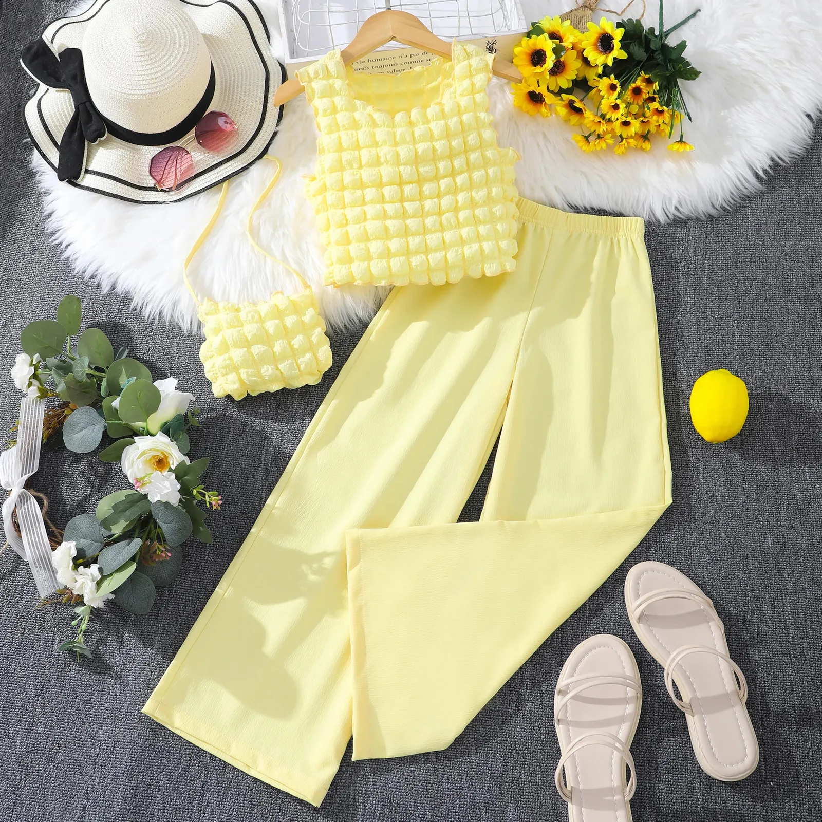 Girls summer clothing beautiful and fashionable round neck sleeveless solid pants with pocket set suitable for girls 240218