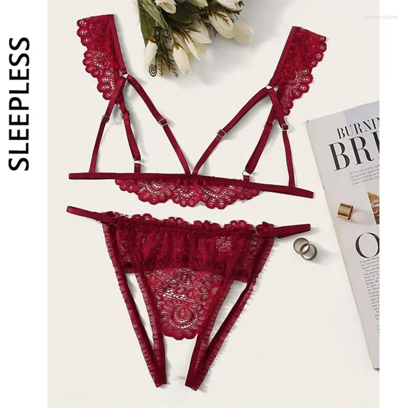 Bh's Sets Sexy Damesondergoed Kant Hol Volwassen Vrouwelijke Kostuums Crotchless Erotische Lingerie Gratis uit te trekken Bh-set Dames Nachtoutfits