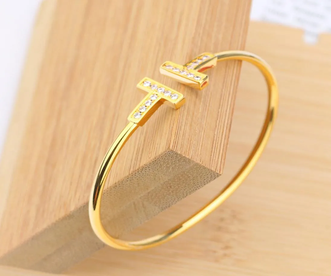 Double Tshaped opening design Cuff Bracelet Chain simple inlaid diamond ladies fashion luxury banquet small fresh stainless steel7016814