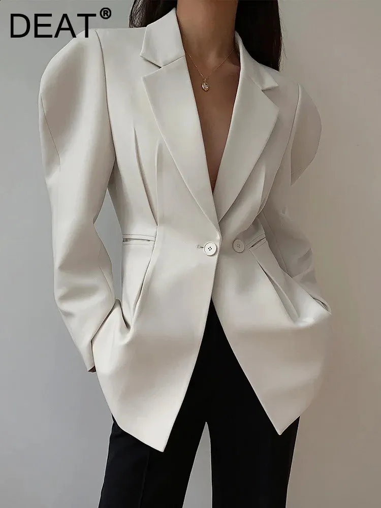 DEAT Fashion Women Blazer Notched Collar Loose Padded Shoulder Double Breasted Waist Folds Suit Jackets Autumn 17A1655 240202