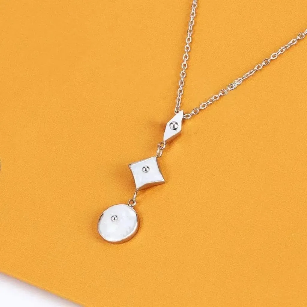 3JLKペンダントネックレス2024DESIGNER JEWELRY WOMEN SILVER PENDENT MENS NECKLACE WOMENS PENDANTS LADIES CHAINS LUXURY JEWLERY GIRELLDSQ8