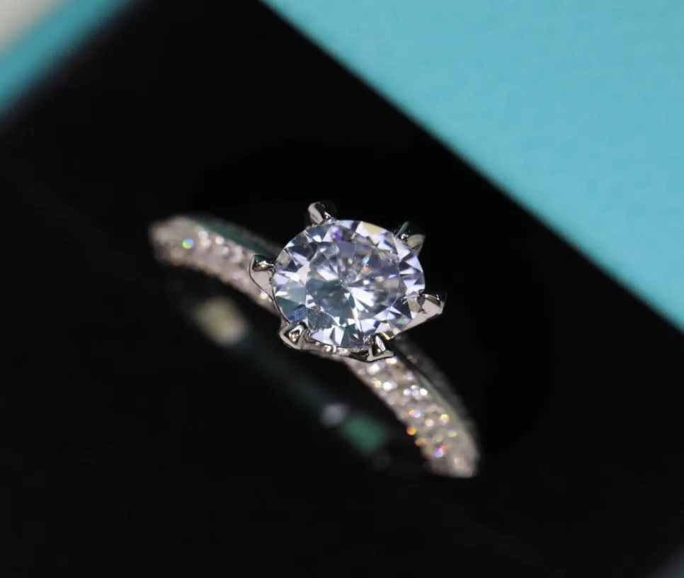 ウェディングリングダイヤモンドストーンデザイナーgemstoneリングsetting6543443に小さなダイヤモンドが付いています