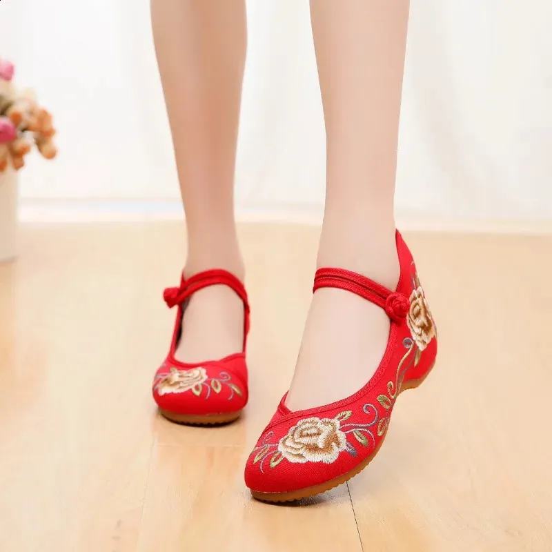 Maogu moda vintage elegante stile etnico ricamo cinese donna pompe estate comodi sandali scarpe casual per le donne 41 240202