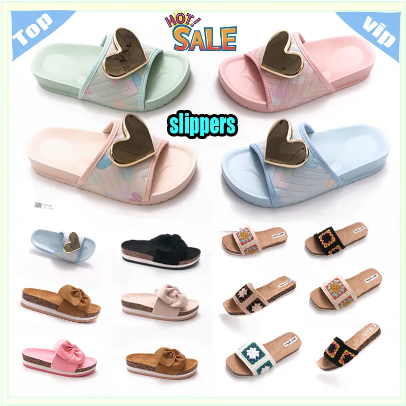 Designer Casual Platform Anti-Kollisions-Stirnband Slides Männer Frau verschleißfeste Anti-Leder-Sandalen mit weichen Sohlen Flache Sommer-Strand-Slipper Größe 36-40