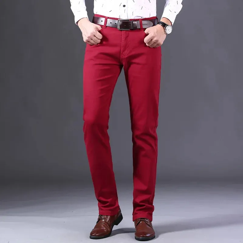 Style classique hommes vin rouge jean mode affaires décontracté droit Denim Stretch pantalon homme marque pantalon 240130