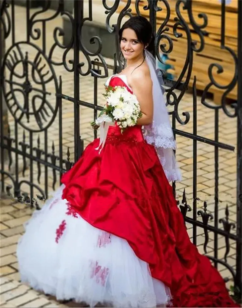 Vintage and Red Red gown for wedding with Ruched Satin and Tulle Gown, Lace Appliques, Beading, and Laces-Up - Elegant Bridal Robe de Mariee for Plus Vintage and Red Red gown for wedding with Ruched Satin and Tulle Gown, Lace Appliques, Beading, and Laces-Up - Elegant Bridal Robe de Mariee for Plus
