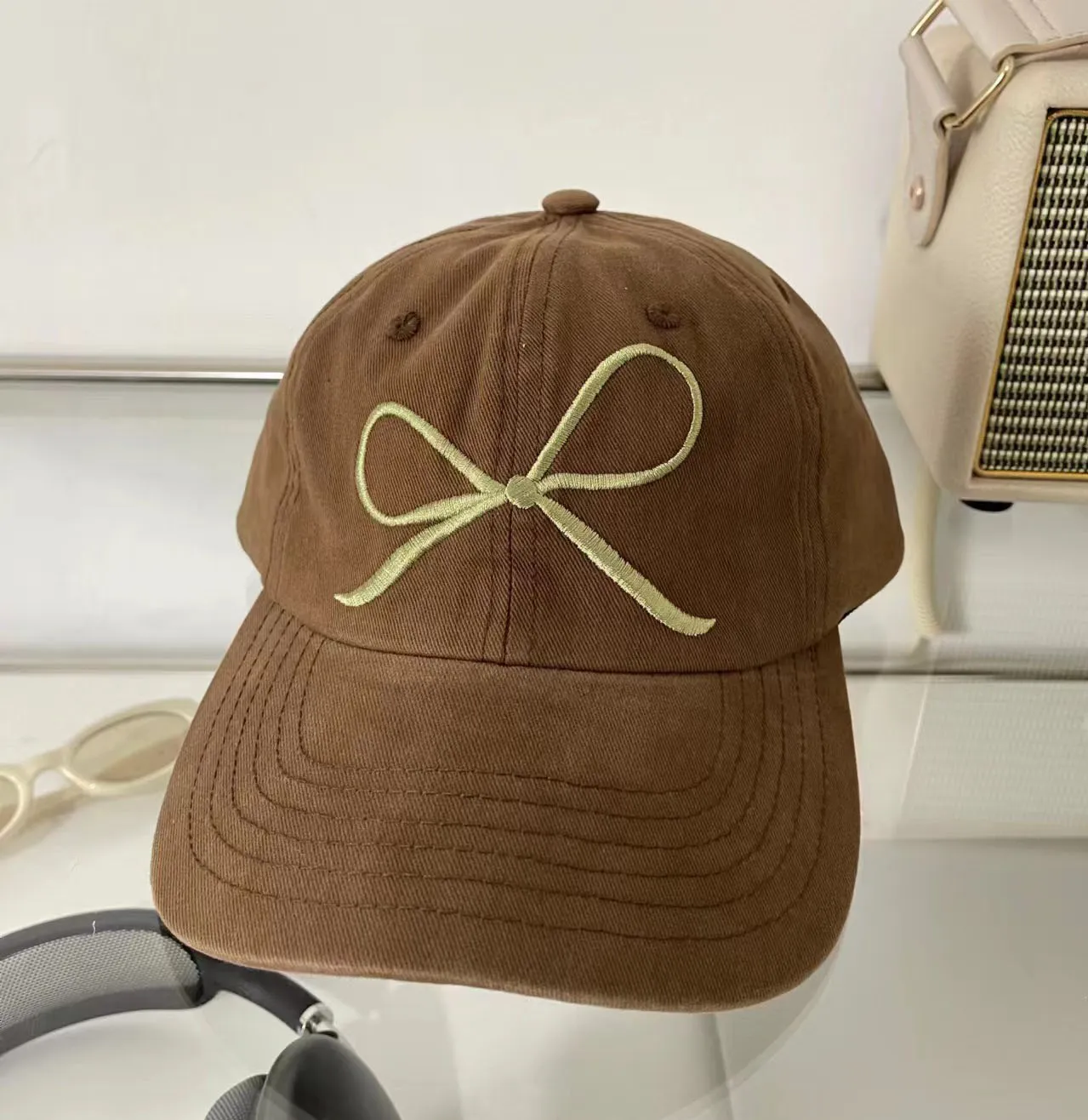 Designerns samma båge baseballhatt kvinnors vår/sommar nya söta och söta solskyddsmedel hatt hatt hatt