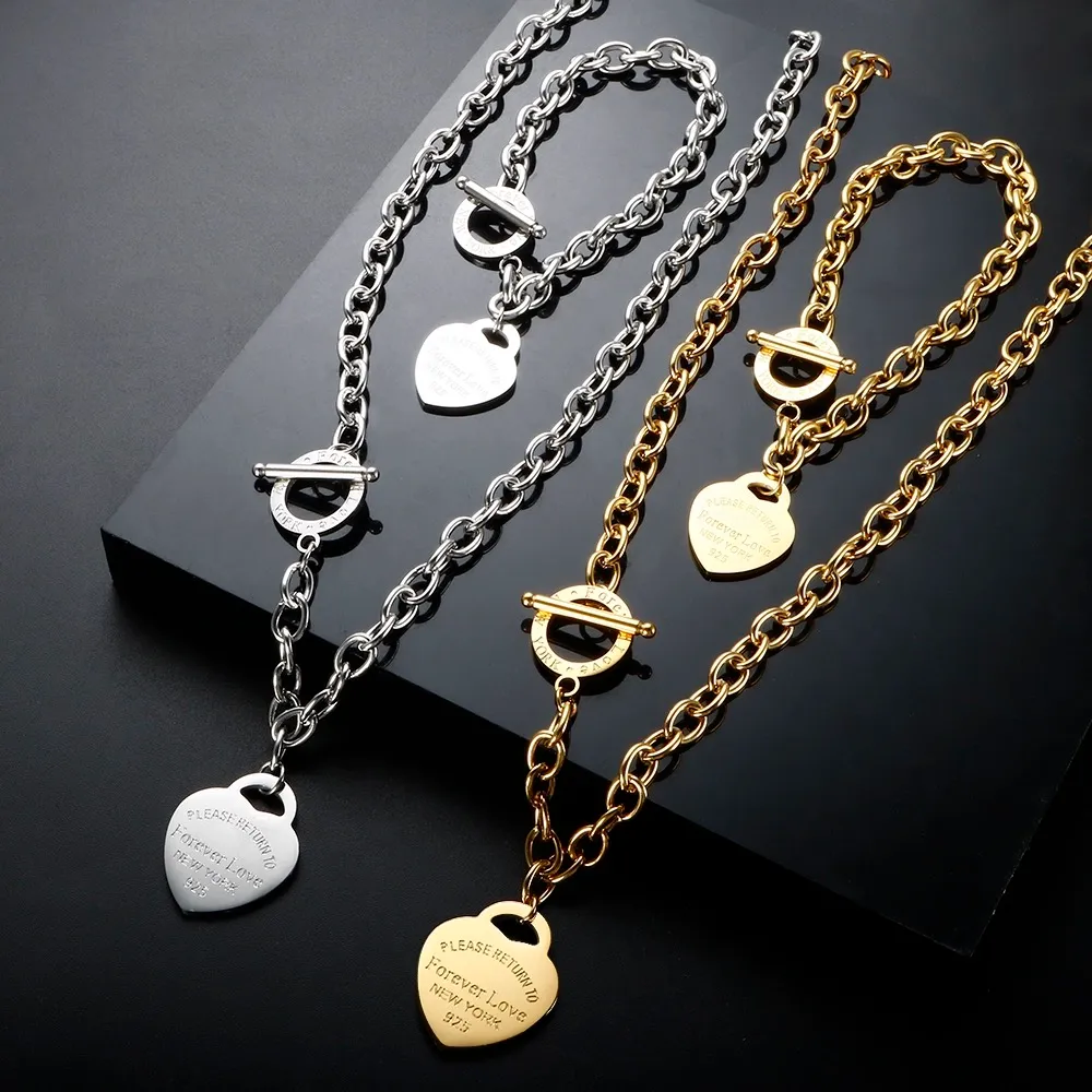 2024 Designer Fashion Necklaces Choker Chain Sier Gold Plated Stainless Steel Letter Pendant Necklace for Womens Jewelryq1