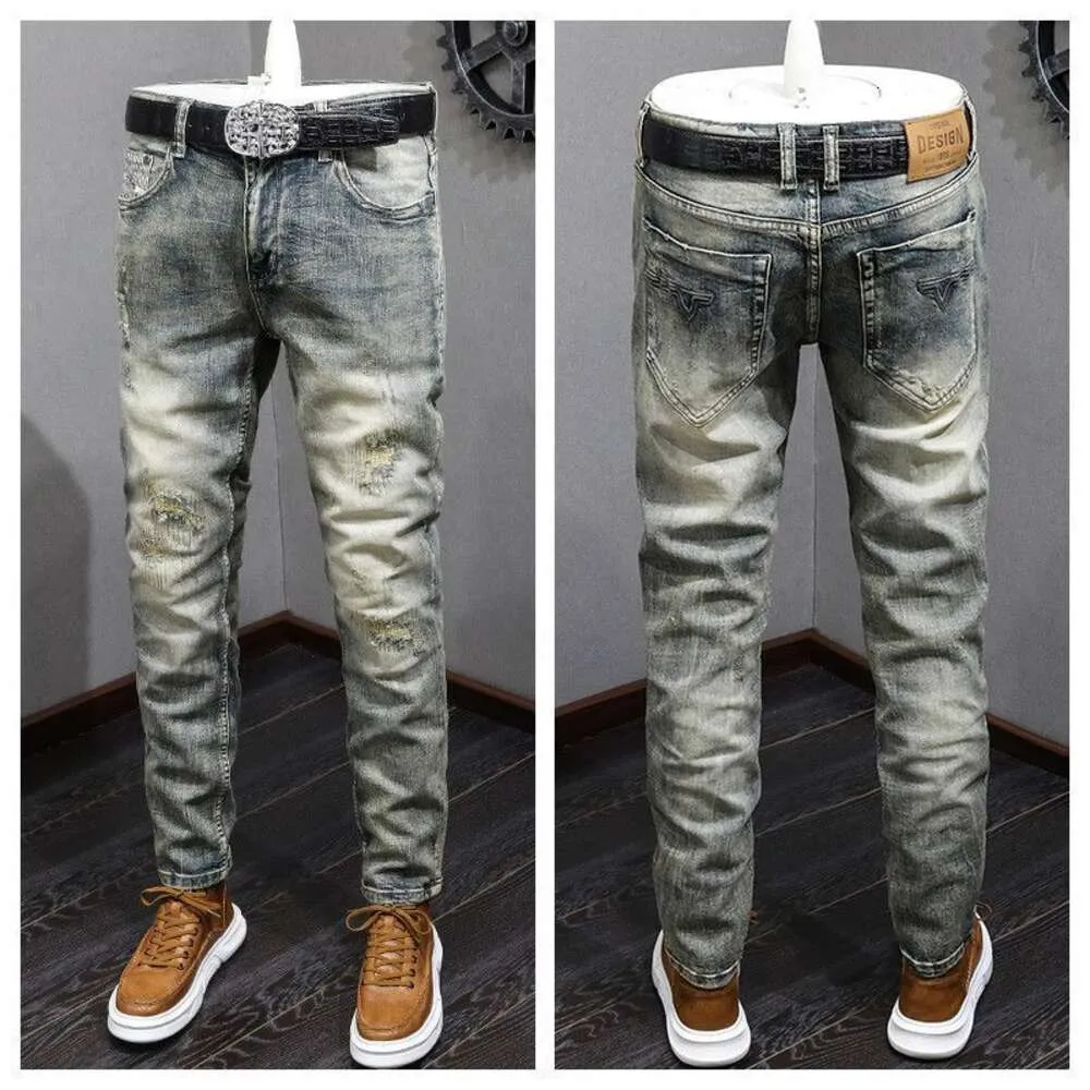 Calça jeans masculina slim fit com furos, cintura média, outono e inverno, leggings bordadas vintage, tendência elástica de pernas retas para jovens