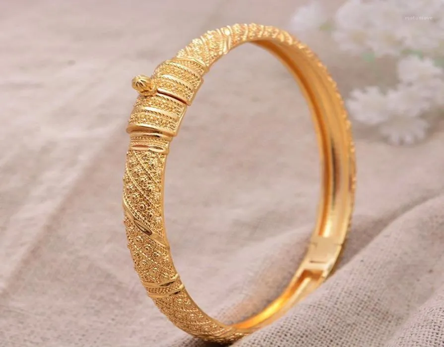 Peut ouvrir 1pcslot Dubai couleur or bracelets pour femmes hommes bracelets en or africain européen ethiopie filles mariée bracelets cadeau18569891