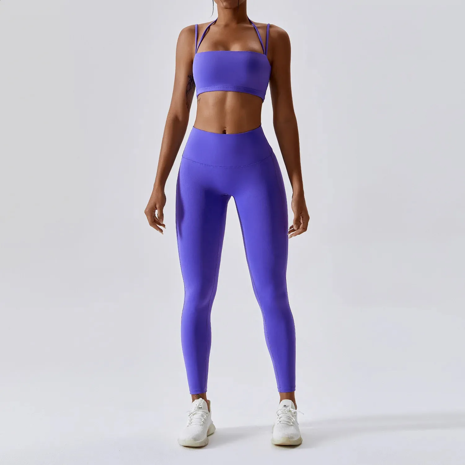 Yogakläder sätter Athletic Wear Women High midjegener och topp två -stycken Set Seamless Gym Tracksuit Fitness Workout Outfits 240201