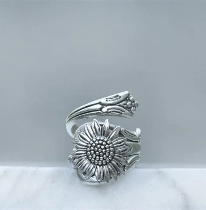 Bohemia Silver Color Spoon Daisy Rings for Women Female Wild Flower Ring Boho Jewelry Accessories5185892